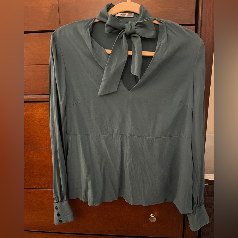 Becken silk Blouse with Bow